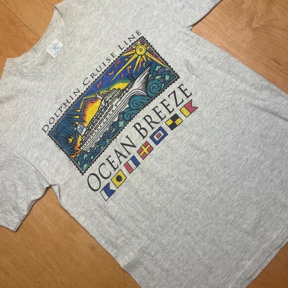 Vintage Dolphin Cruise Ocean Breeze Medium Solid Gray Short Sleeve T-Shirt - Picture 4 of 10